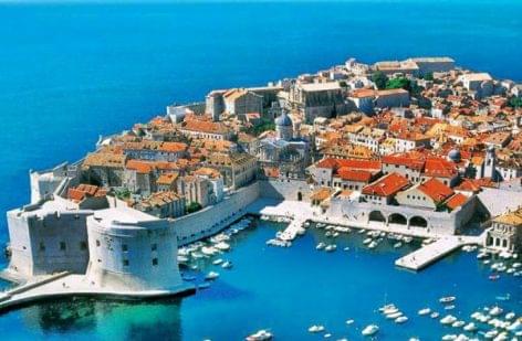 Munkaerőhiánnyal küzdenek a horvát tengermelléki vendéglátók és szállodák