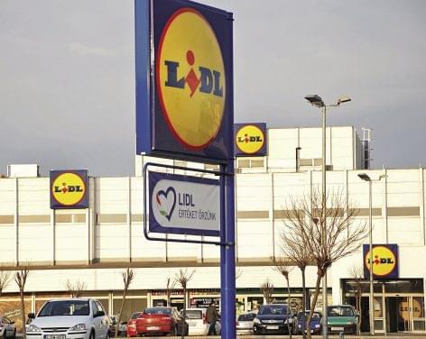 Hefty pay raise at Lidl