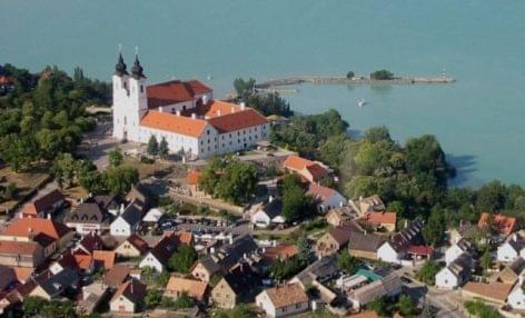 KISOSZ: the turnover of restaurants on the shores of Lake Balaton decreased