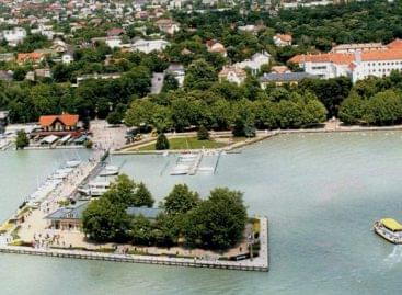A wine and cultural festival is organized in Balatonfüred