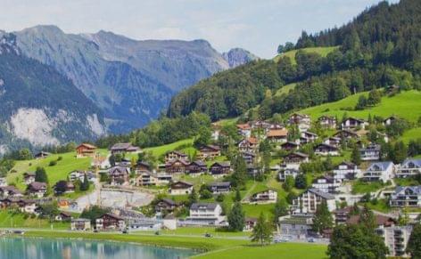 Svájcban visszaesett a kiskereskedelmi forgalom