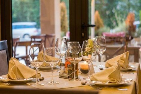 Tourism Agency: the VAT reduction of restaurant services serves the wage development