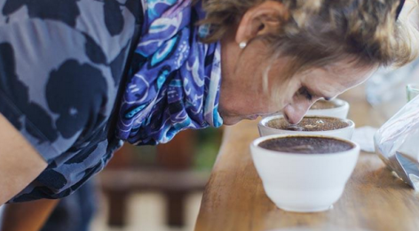 Limitált kiadású kávéőrlemények Laoszból és Kenyából