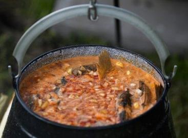 This year’s fish soup festival in Tiszacsege will be held on Saturday