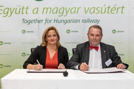 A vasúti árufuvarozás bővítése érdekében együttműködési megállapodást kötött a ChinaCham Hungary és a HUNGRAIL