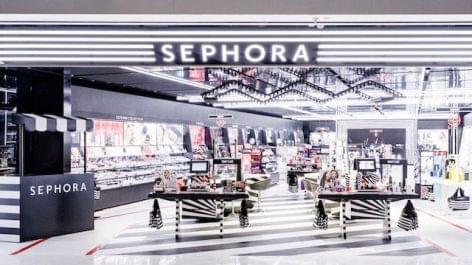Sephora opens new ‘phygital’ store