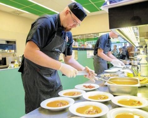 Magazine: Public sector catering cooks are competing again