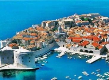 A montenegrói és a horvát turisztikai szezon is jól alakul
