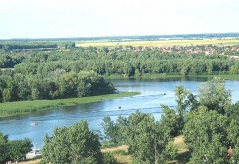 The Lake Tisza PET Cup II has been stared