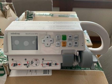 Infúziós pumpákat adományozott a SIÓ-Eckes a Siófoki Kórház-Rendelőintézetnek