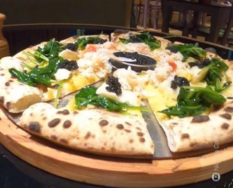 Pizza Napoletana in Dubai – Video of the day