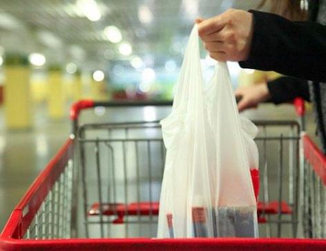 New Jersey bans plastic and paper bags in one of nation’s most stringent laws