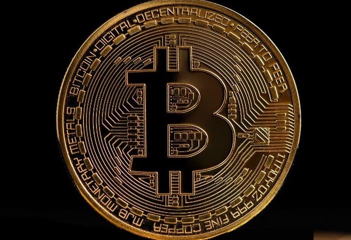 Szárnyal a bitcoin: csábító, de roppant veszélyes a kriptovalutákba történő befektetés