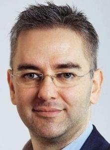 Mosolygó István, MOL
