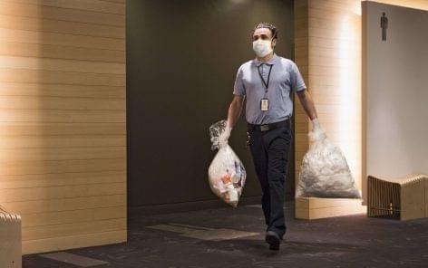 Súlyos kilókkal csökkentheti cége karbonlábnyomát a papírtörlők újrahasznosításával