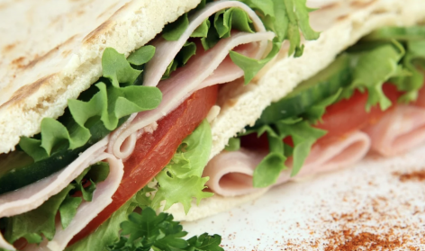 Így reggelizik a magyar: a szendvics és a kakaós csiga a legnépszerűbb napindító