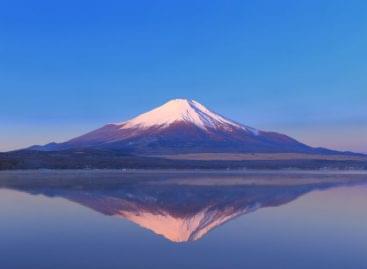 Mount Fuji Glass – Picture of the day