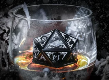 Ice Monsters D20 Whiskey Rocks Picture of the day