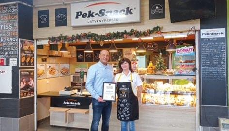 Pek-Snack thanks its most loyal partners