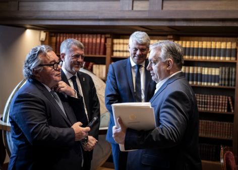 Orbán Viktor a Hungexpo tulajdonosával és vezetőjével tárgyalt
