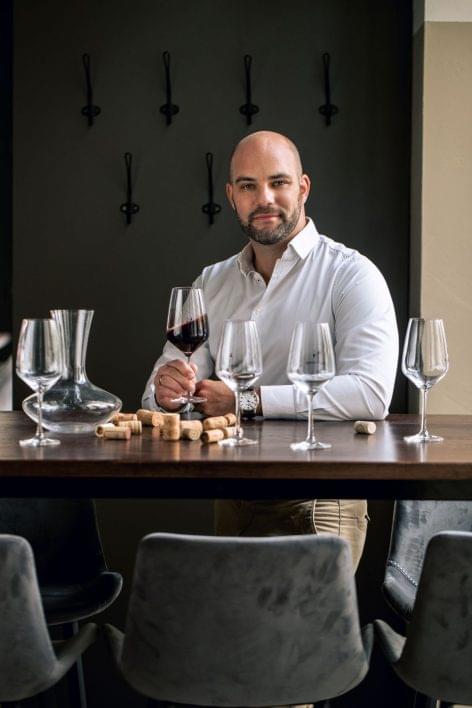 Renowned Hungarian sommelier helps to develop ALDI’s new wine offer