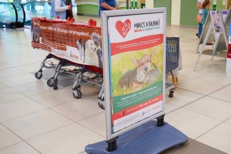 SPAR customers help residents of animal shelters with more than 12,000 kilograms of dry food