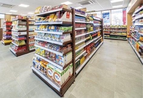 Tesco mini shops at Shell: Quick shopping and friendly prices