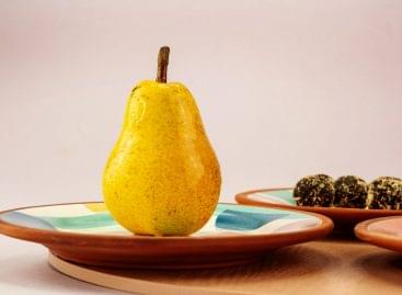 Pear makes an excellent compote, but also tasty when raw – here is the new campaign
